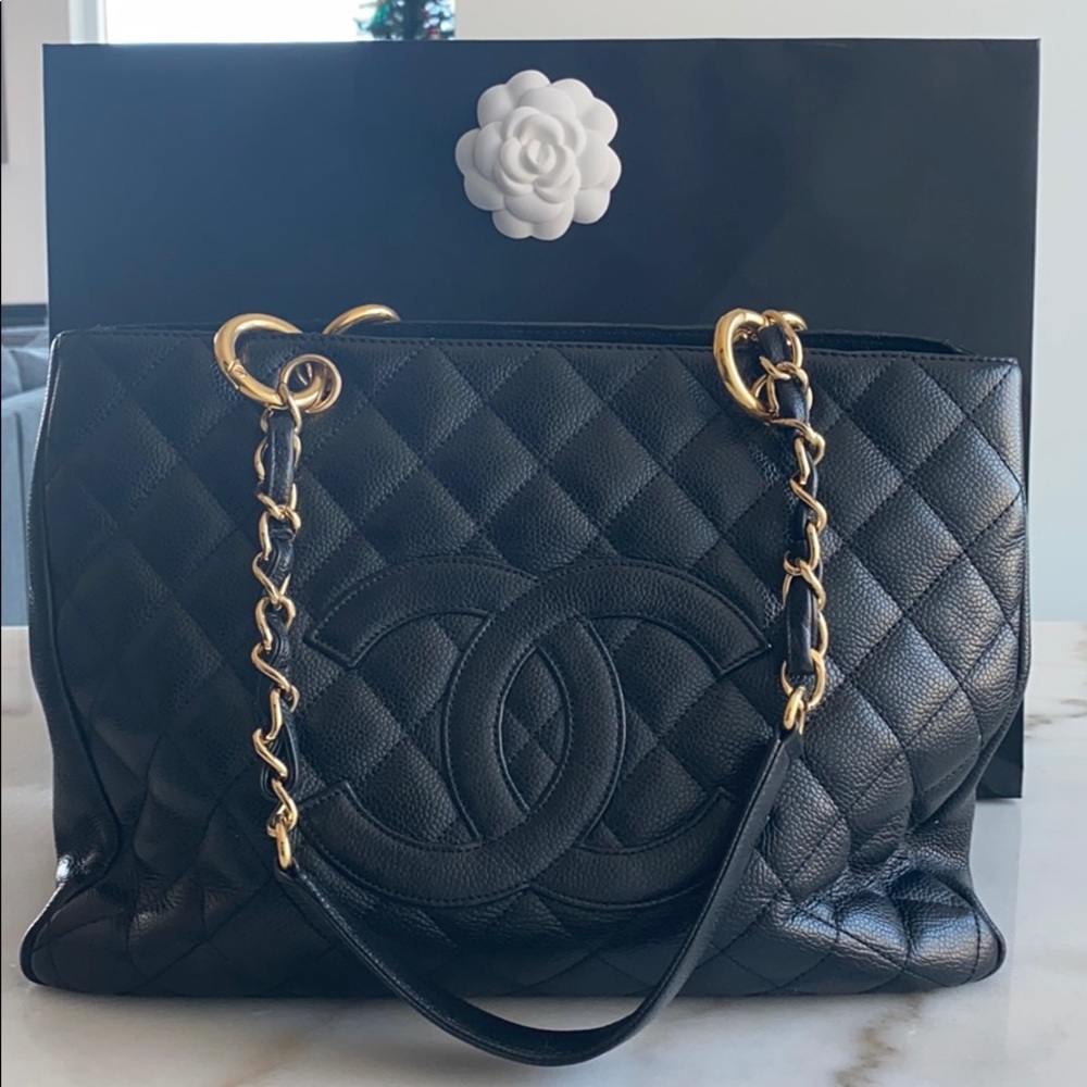 Chanel GST Caviar bag